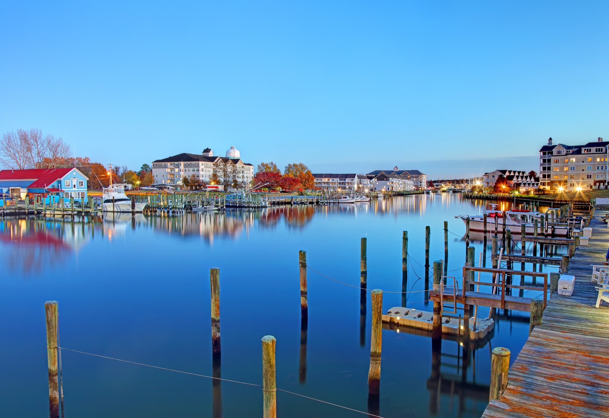 Maryland waterfront cityscape at dusk representing personal loans in Maryland and local borrowing options