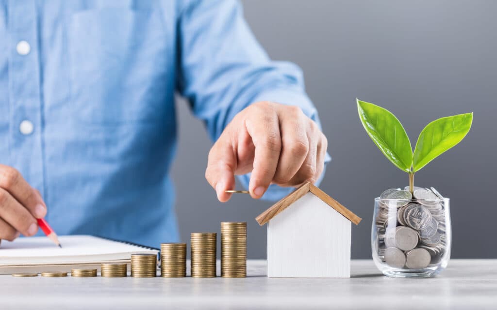 an expert reviewing lendingtree