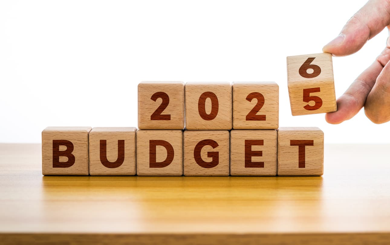 An Older Adult’s Guide to Paying Off Credit Card Debt — iStock-2214619109.jpg