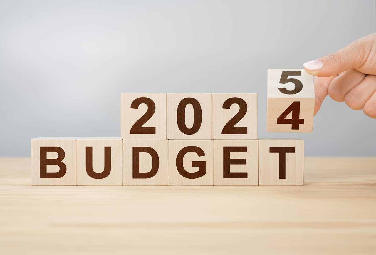 10 Tips You Can Do To Save Money in March
