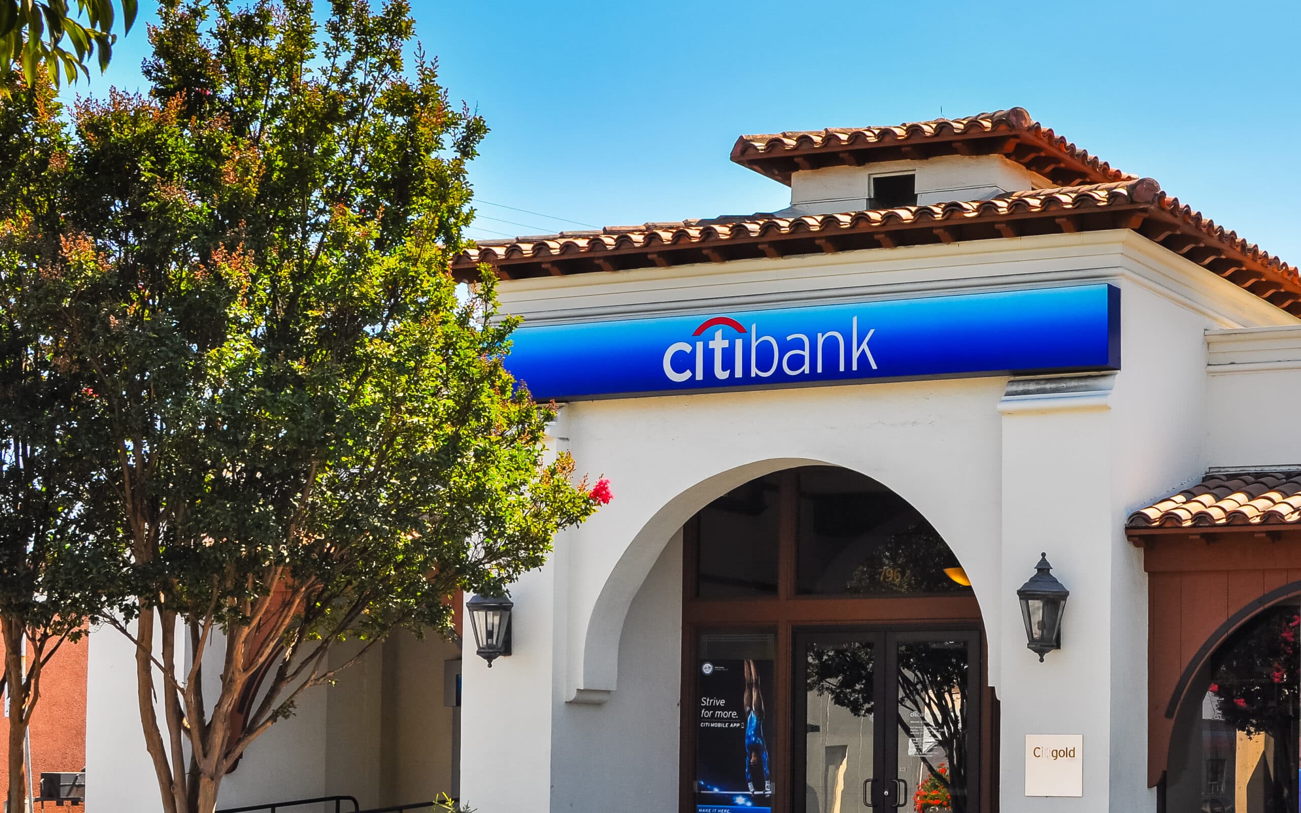 Citi Premier Card review feature image
