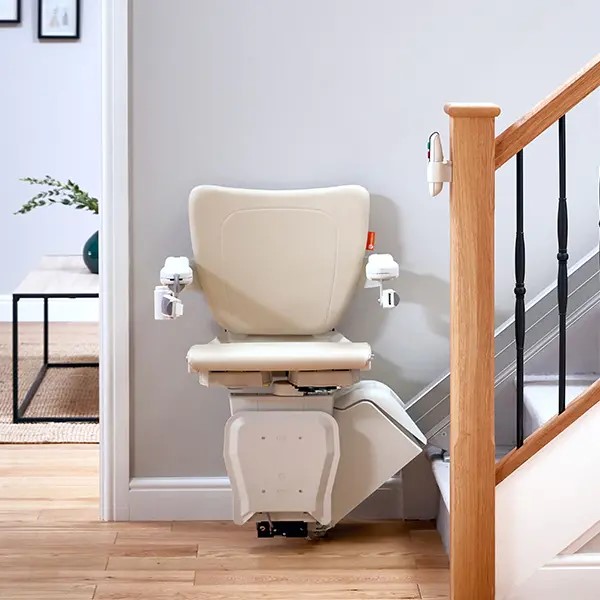 1100 straight stairlift for indoors 