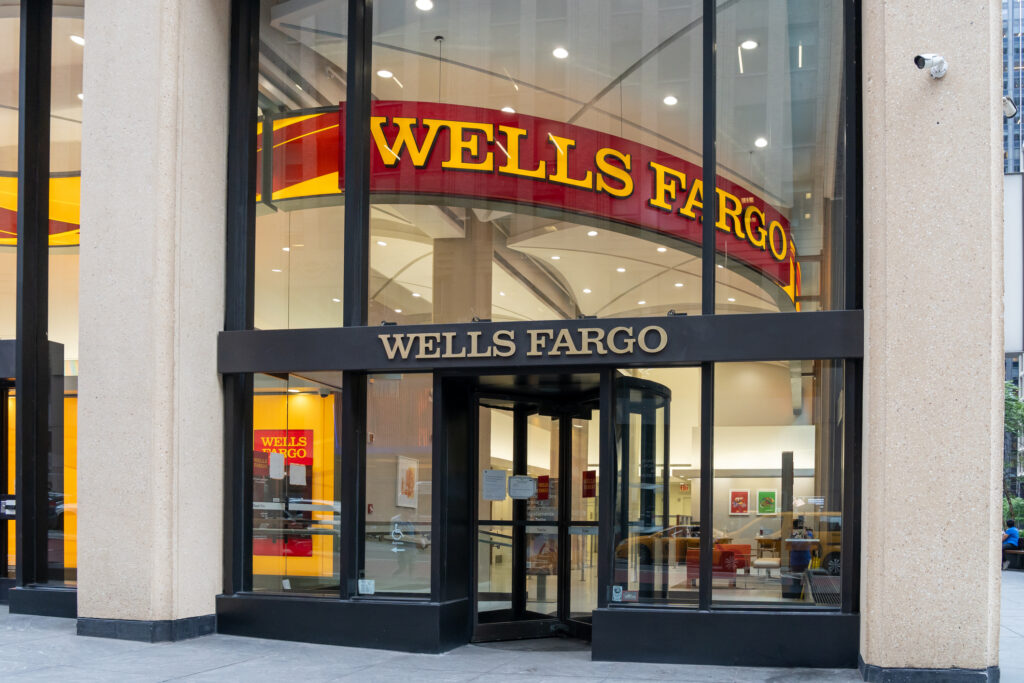 Wells Fargo bank branch exterior representing Wells Fargo Active Cash review